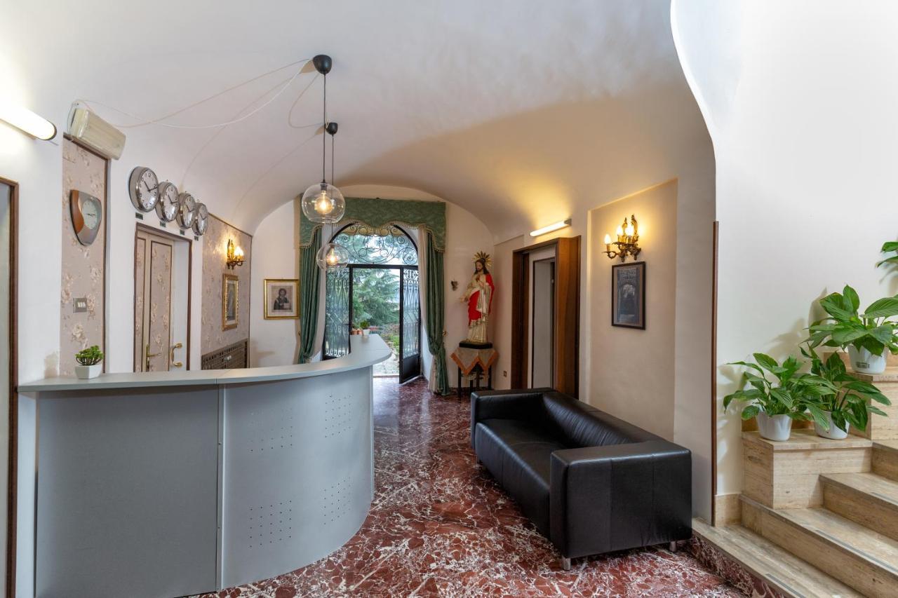 Istituto Ss Salvatore Orvieto Exterior photo